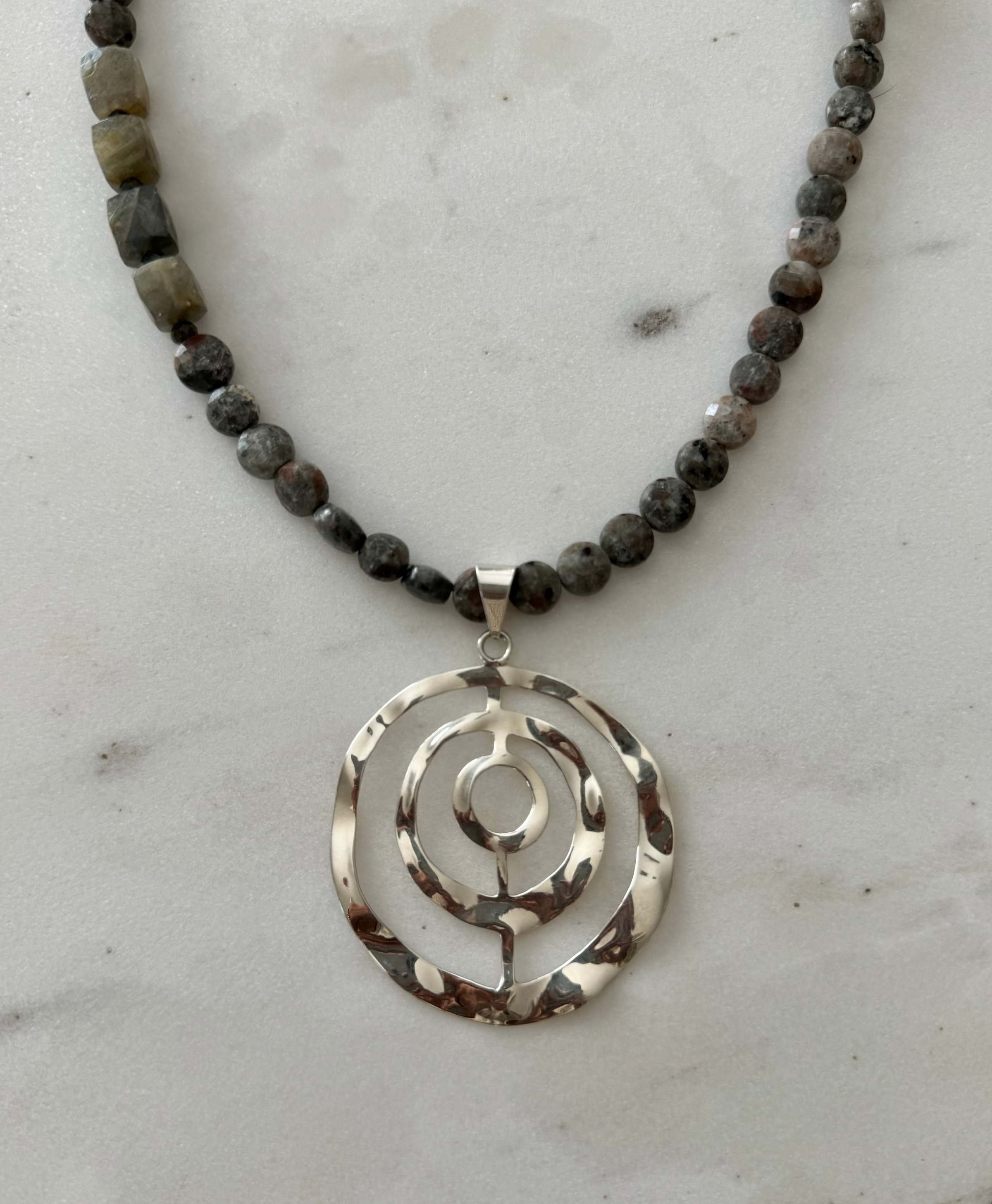 Yoop Labradorite Sterling Silver Spiral Pendant Necklace