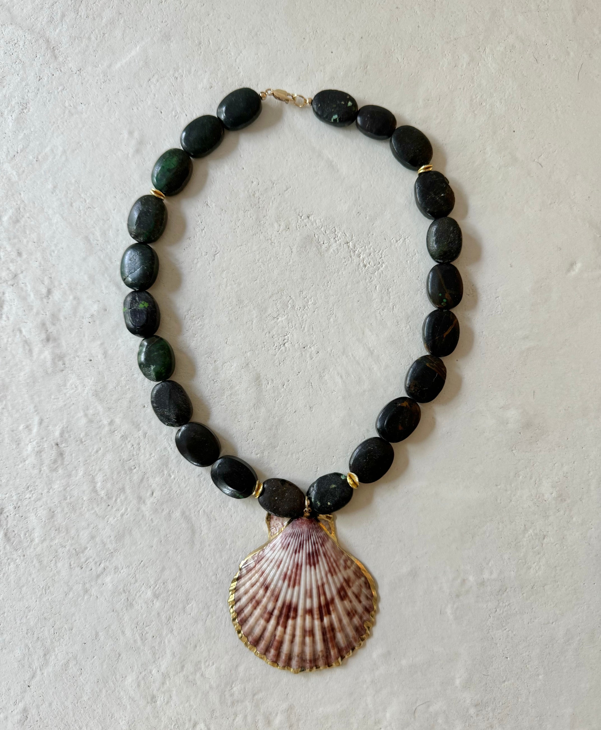 Sonor Tourmaline Sea Shell Necklace