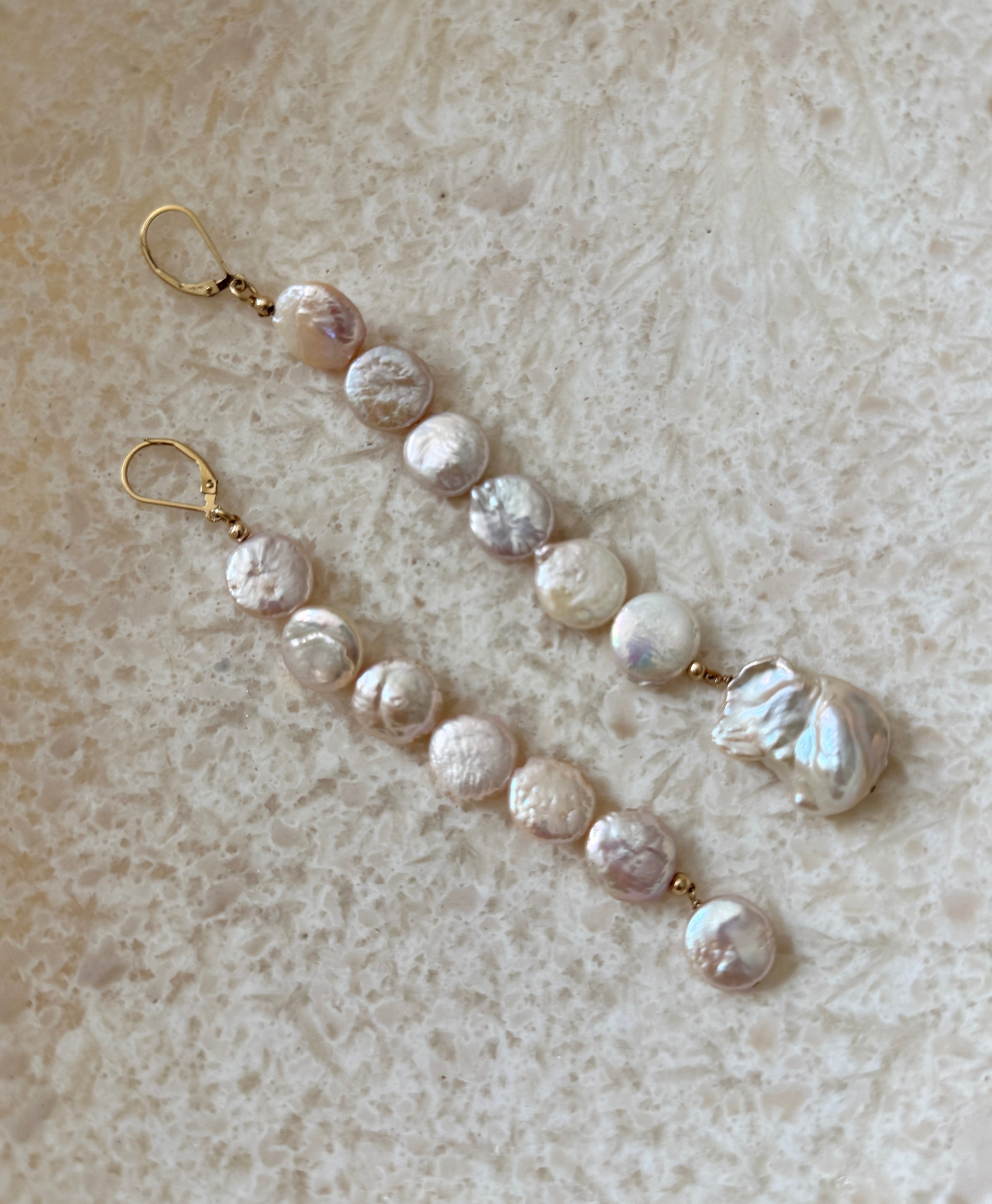 Puesta Pearl Earring Set
