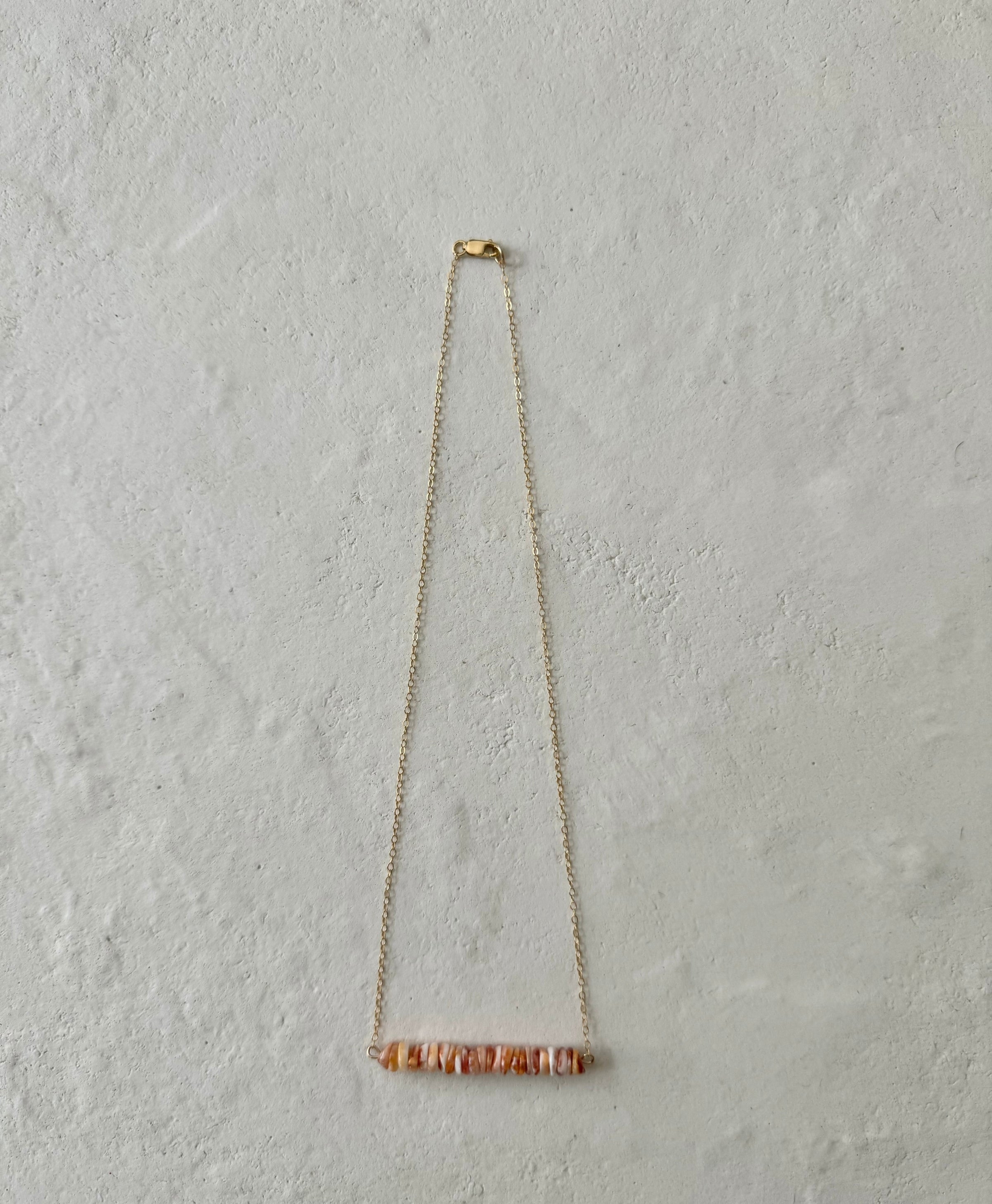 Espina Strength Bar Spiny Oyster Necklace