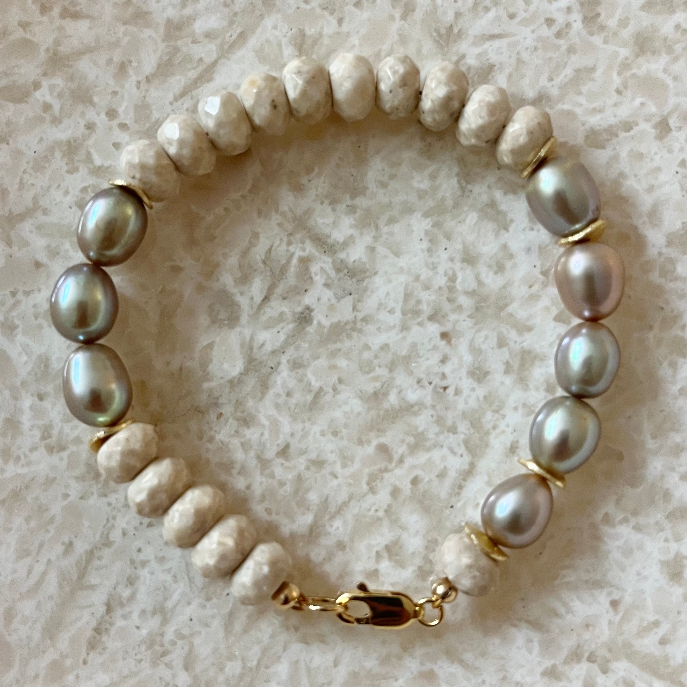 Tissi Pearl Agate Bracelet
