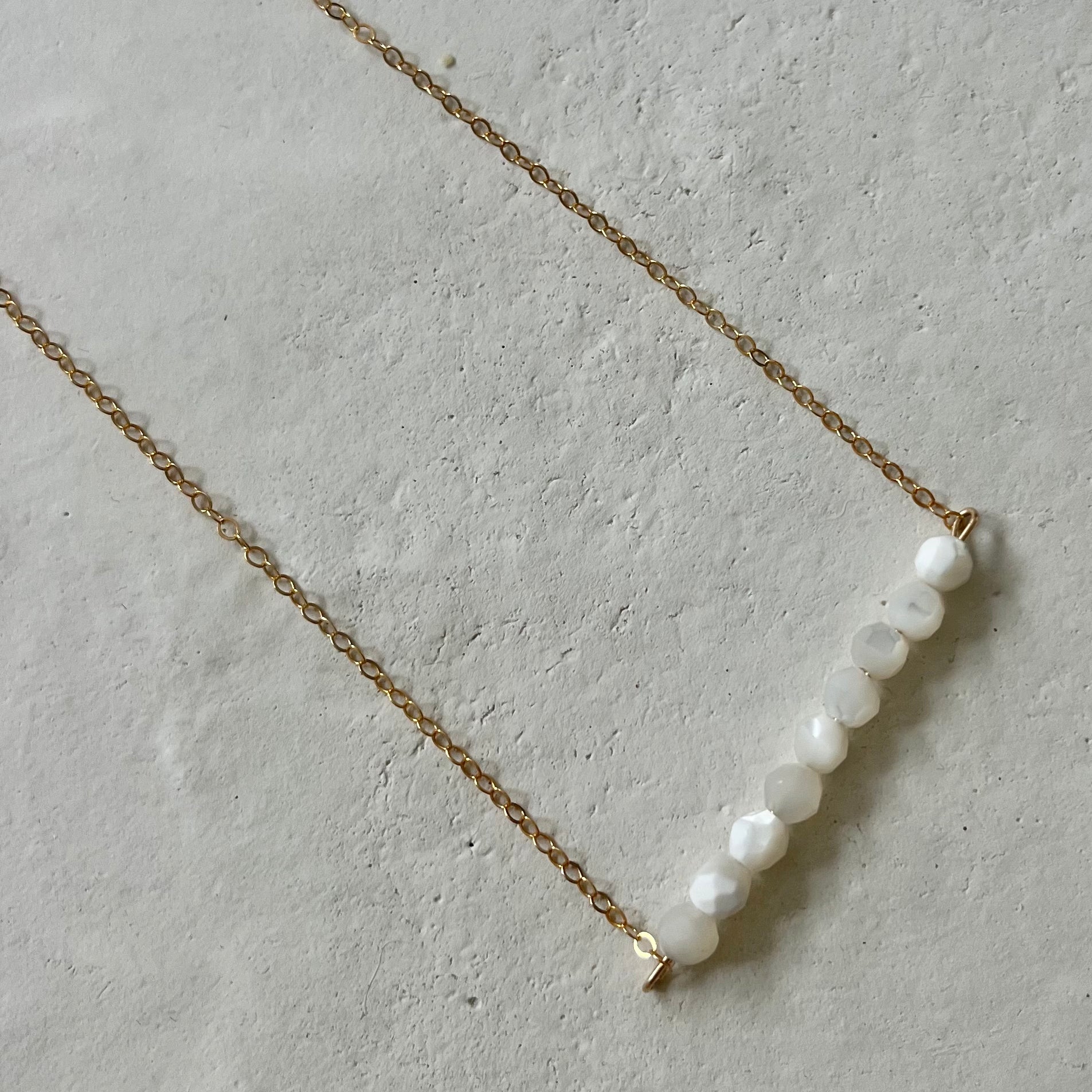 Reom Mother of Pearl Expression Bar Necklace