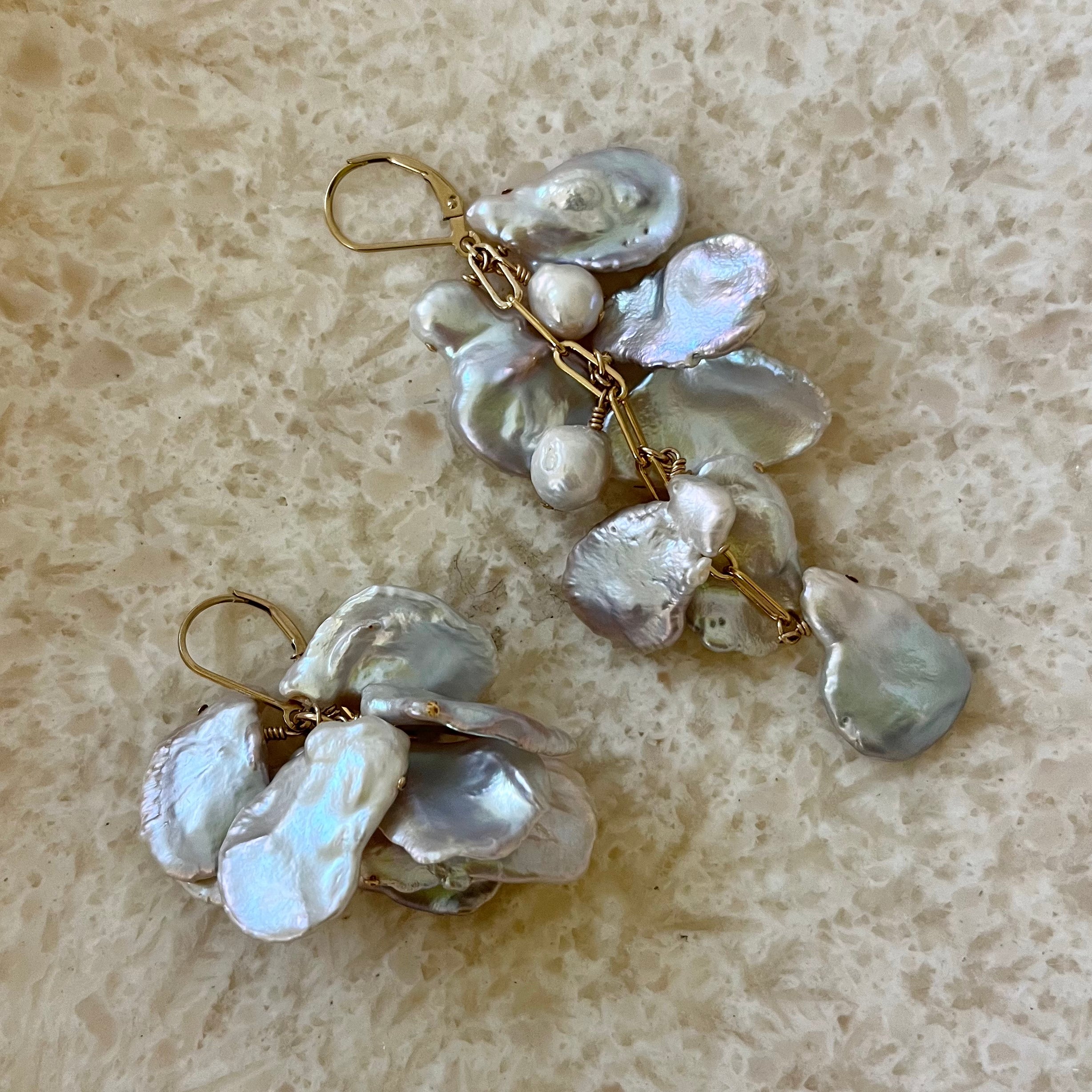 Vosso Pearl Earring Pair