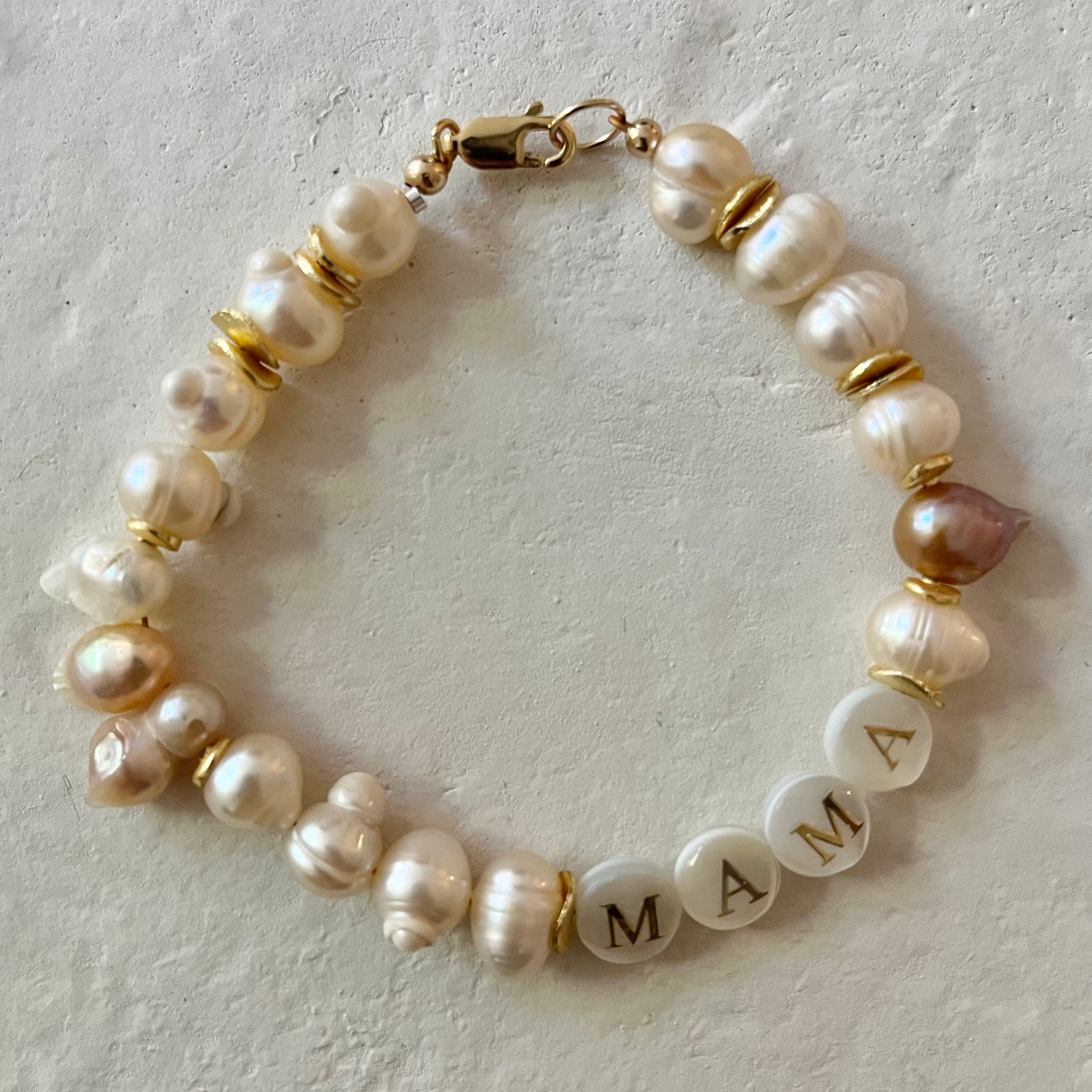 MAMA Pearl Bracelet