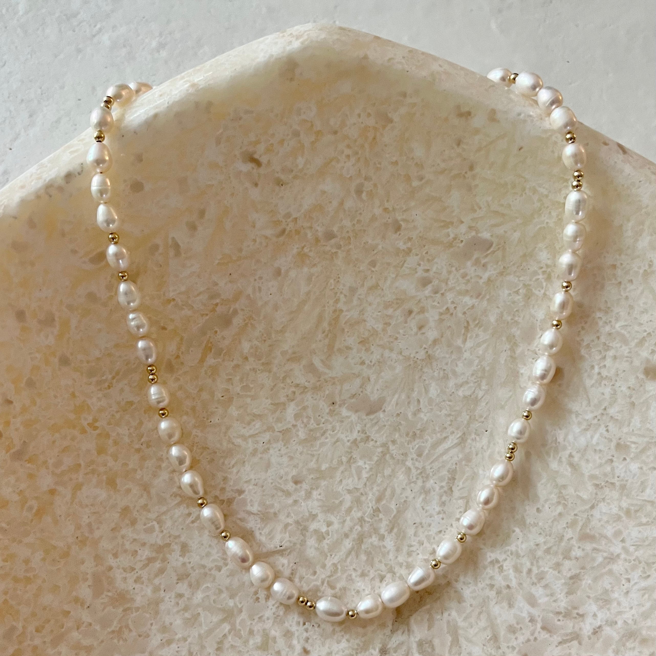 Oraza Pearl Necklace