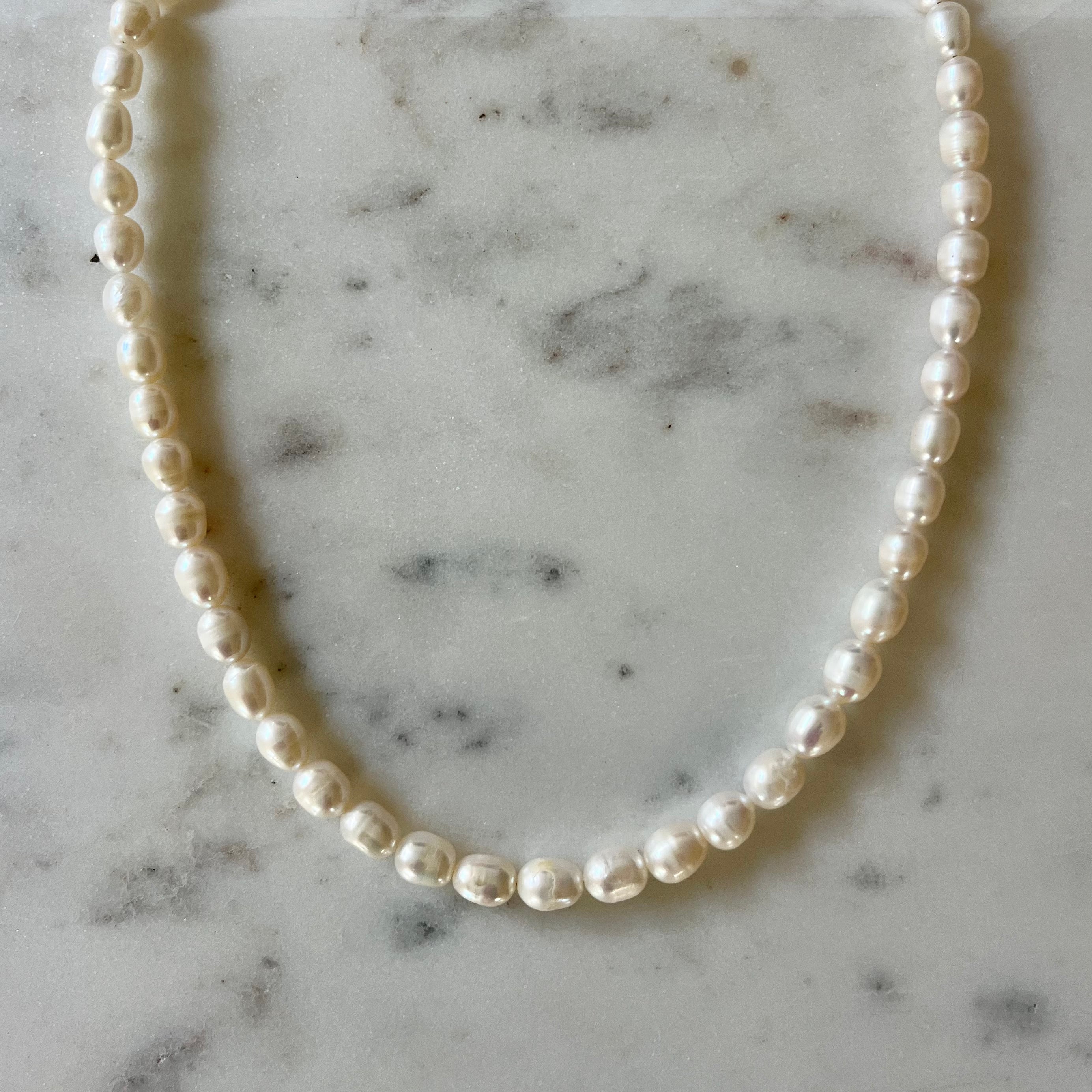 Olvio Pearl Necklace