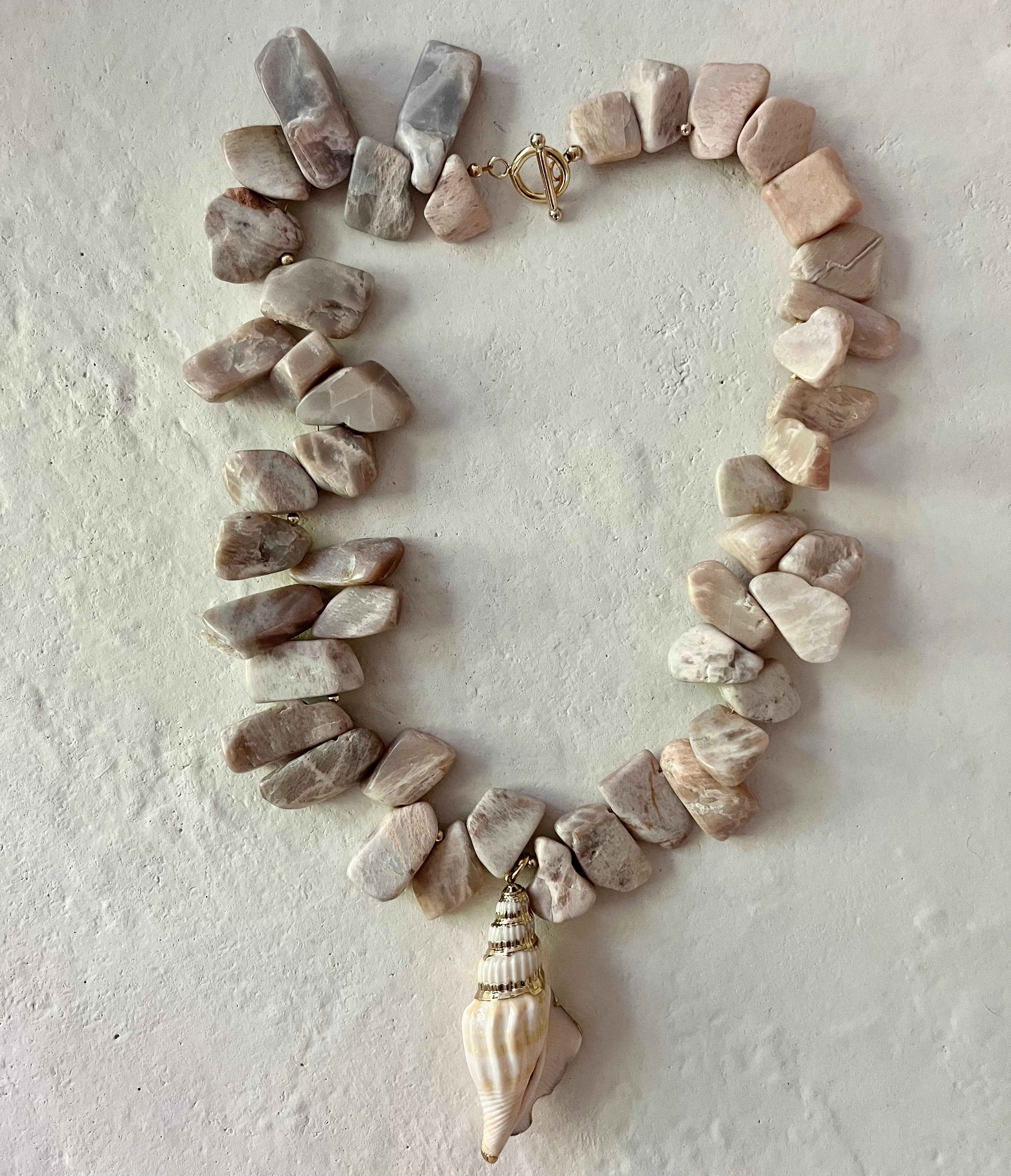 Indah Matte Moonstone Shell Necklace