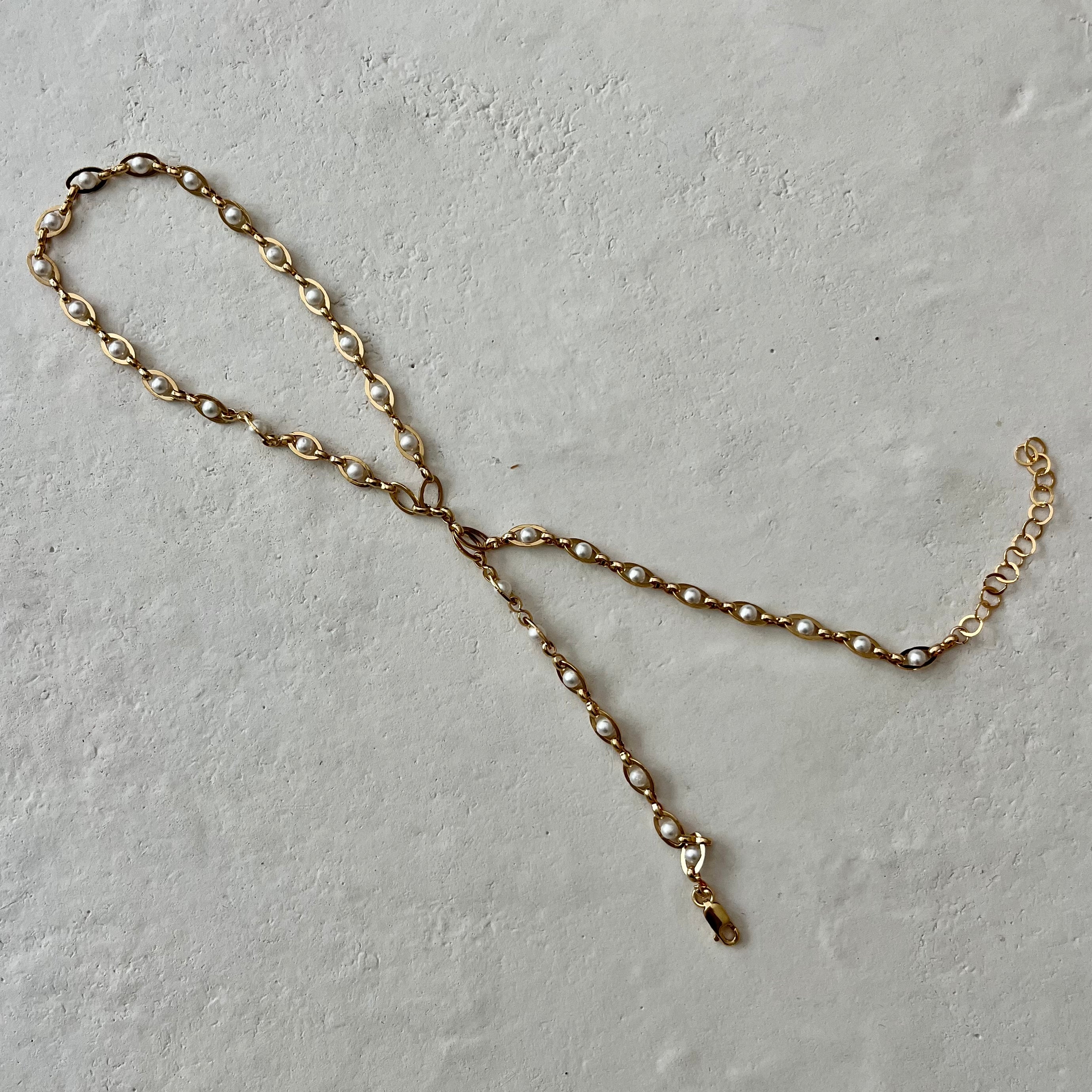 Peralta Hand Chain