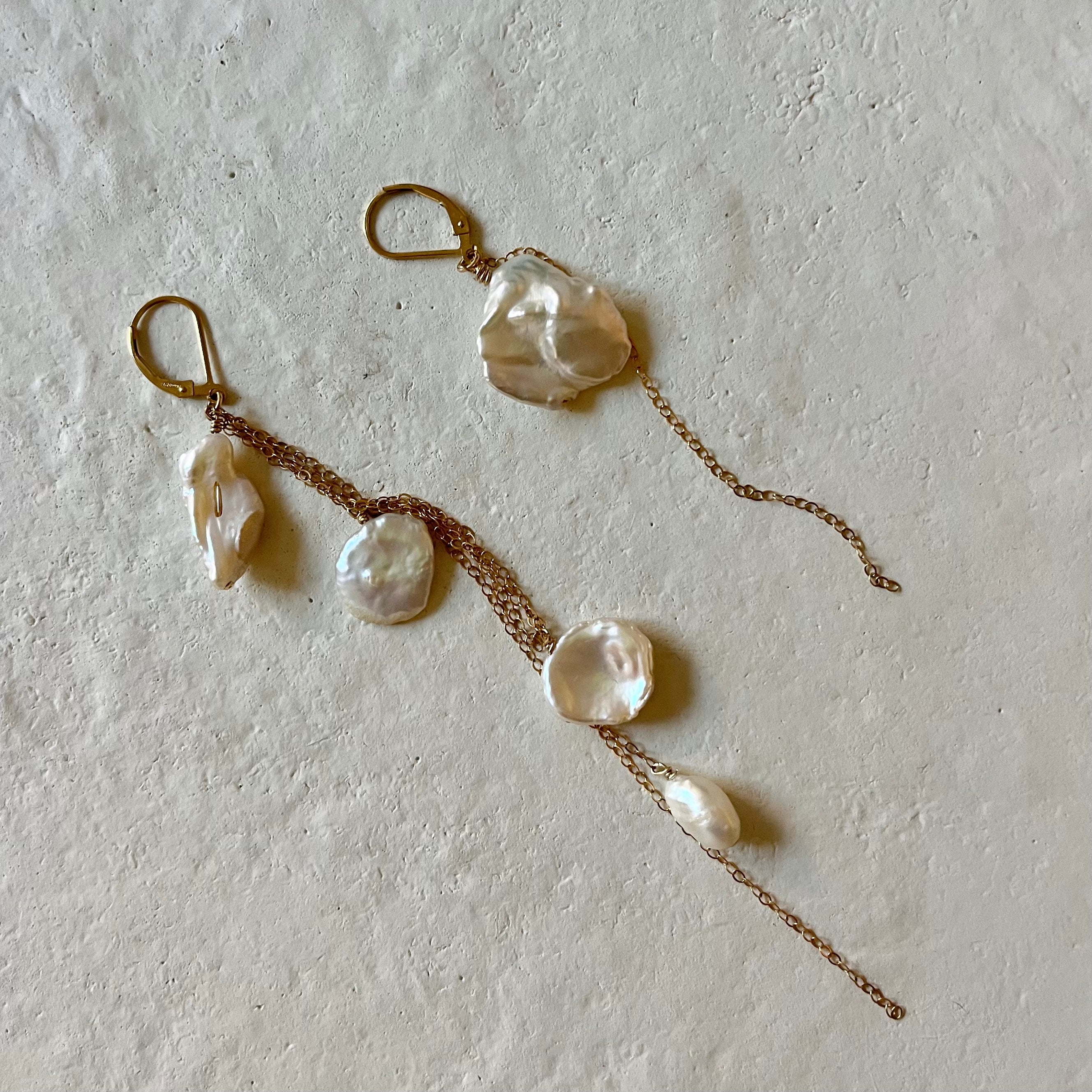 Perses Pearl Earring Set