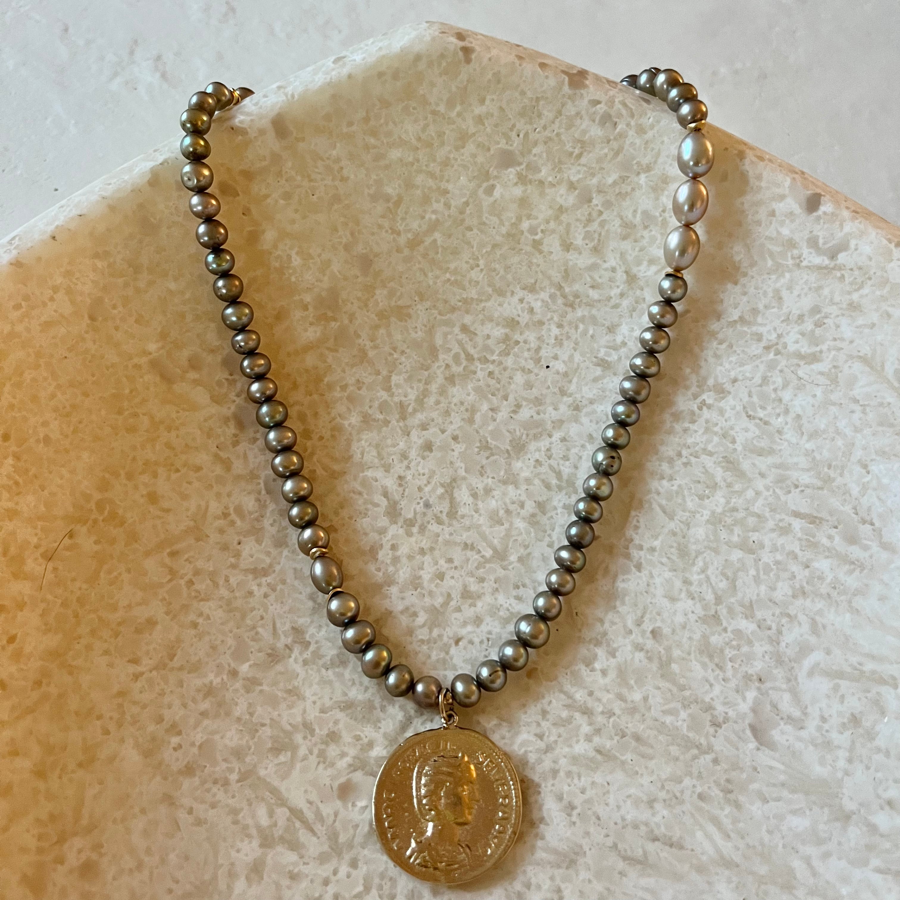 Realesa Pearl Gold Filled Coin Pendant Necklace