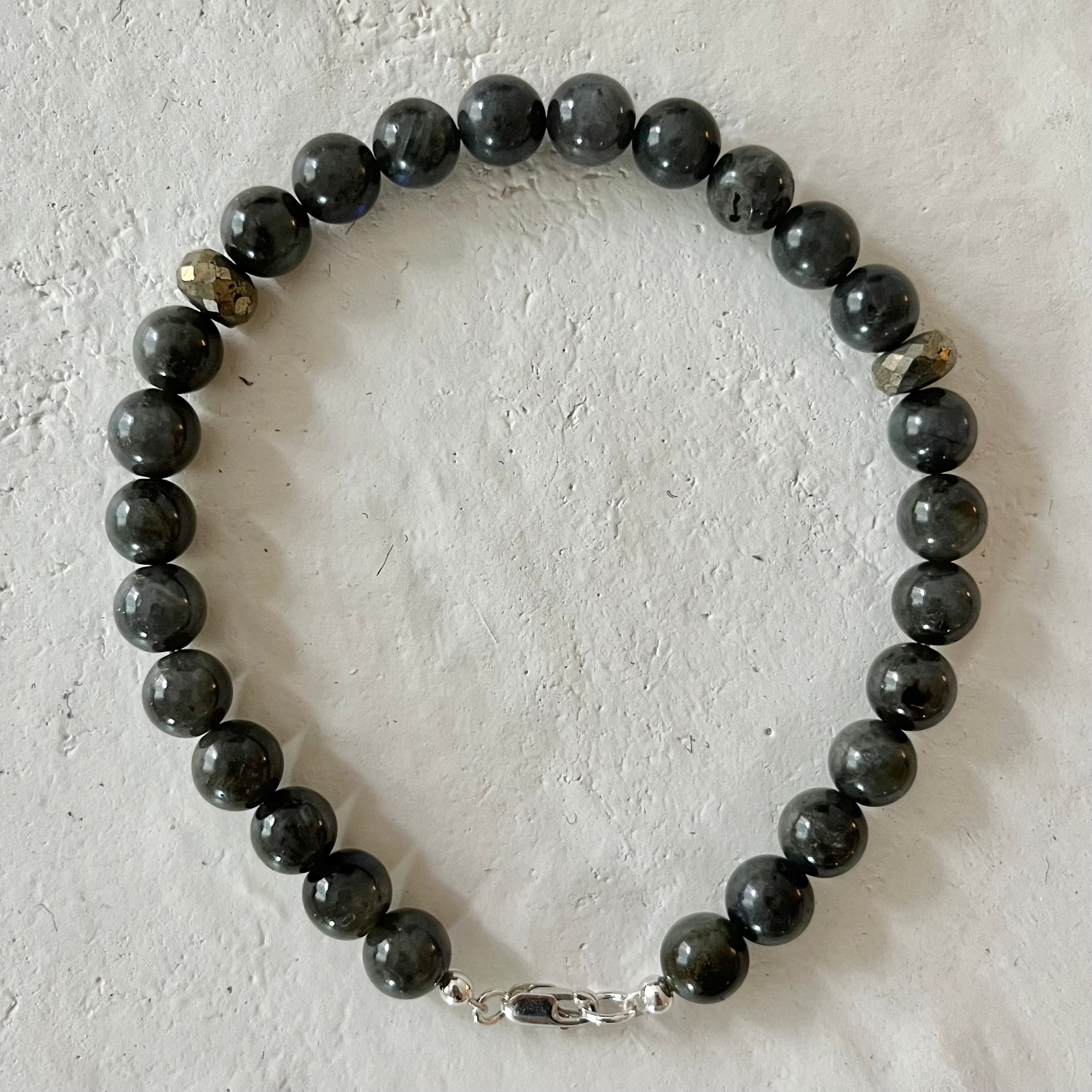 Pirita Labradorite Bracelet