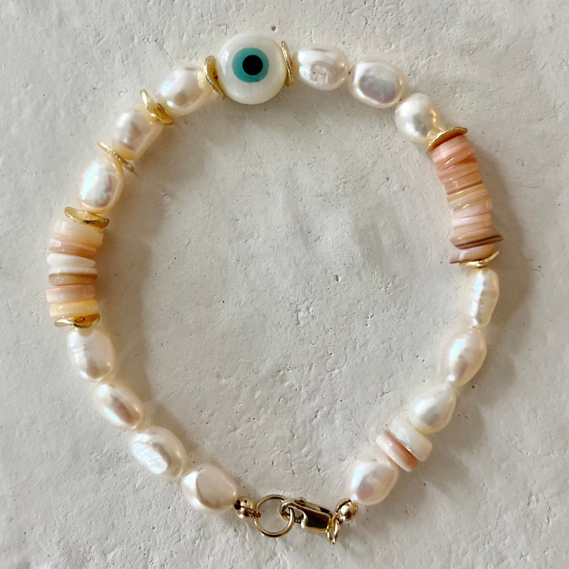 Nacarado Pearl Shell Bracelet