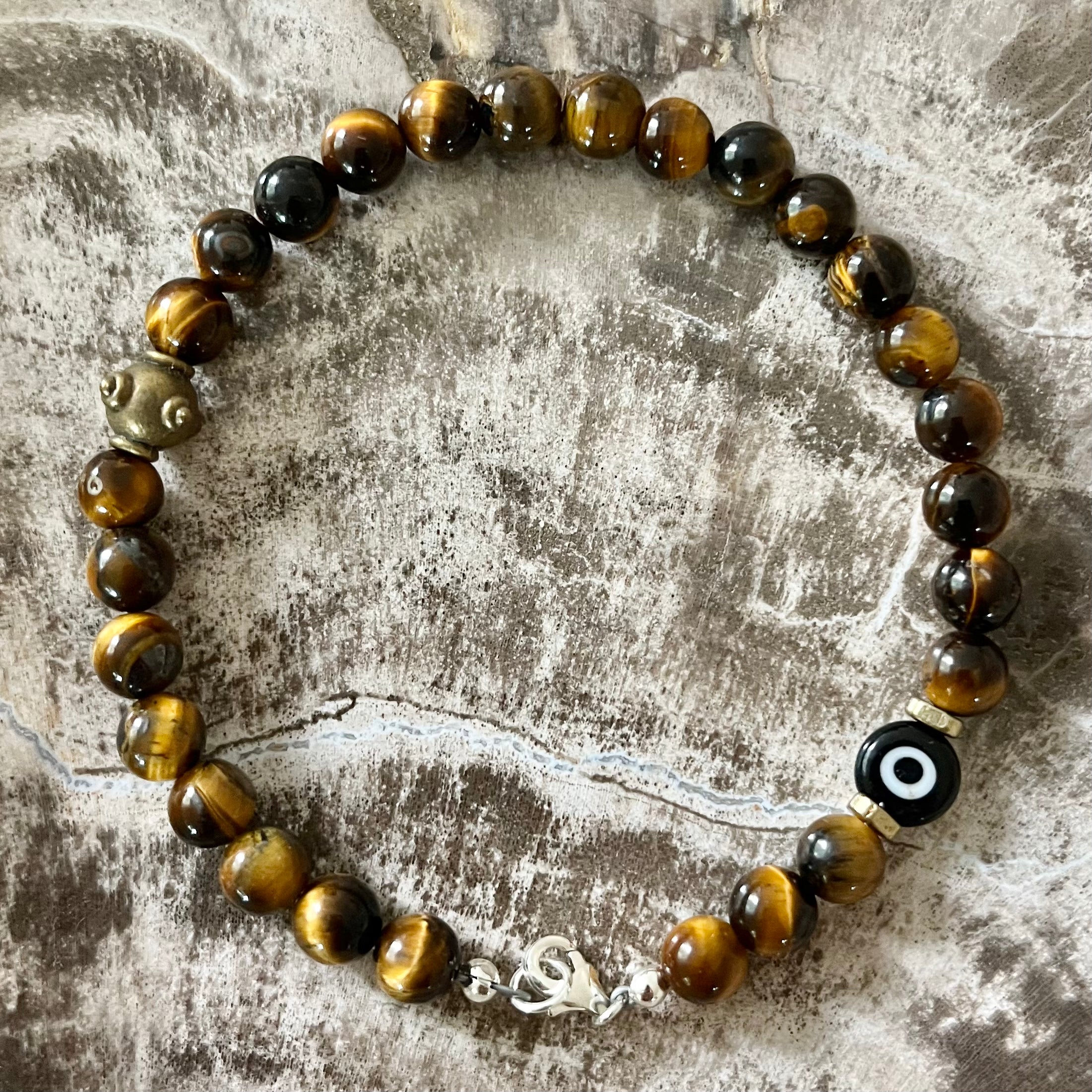 Ojo Negro Tiger Eye Bracelet