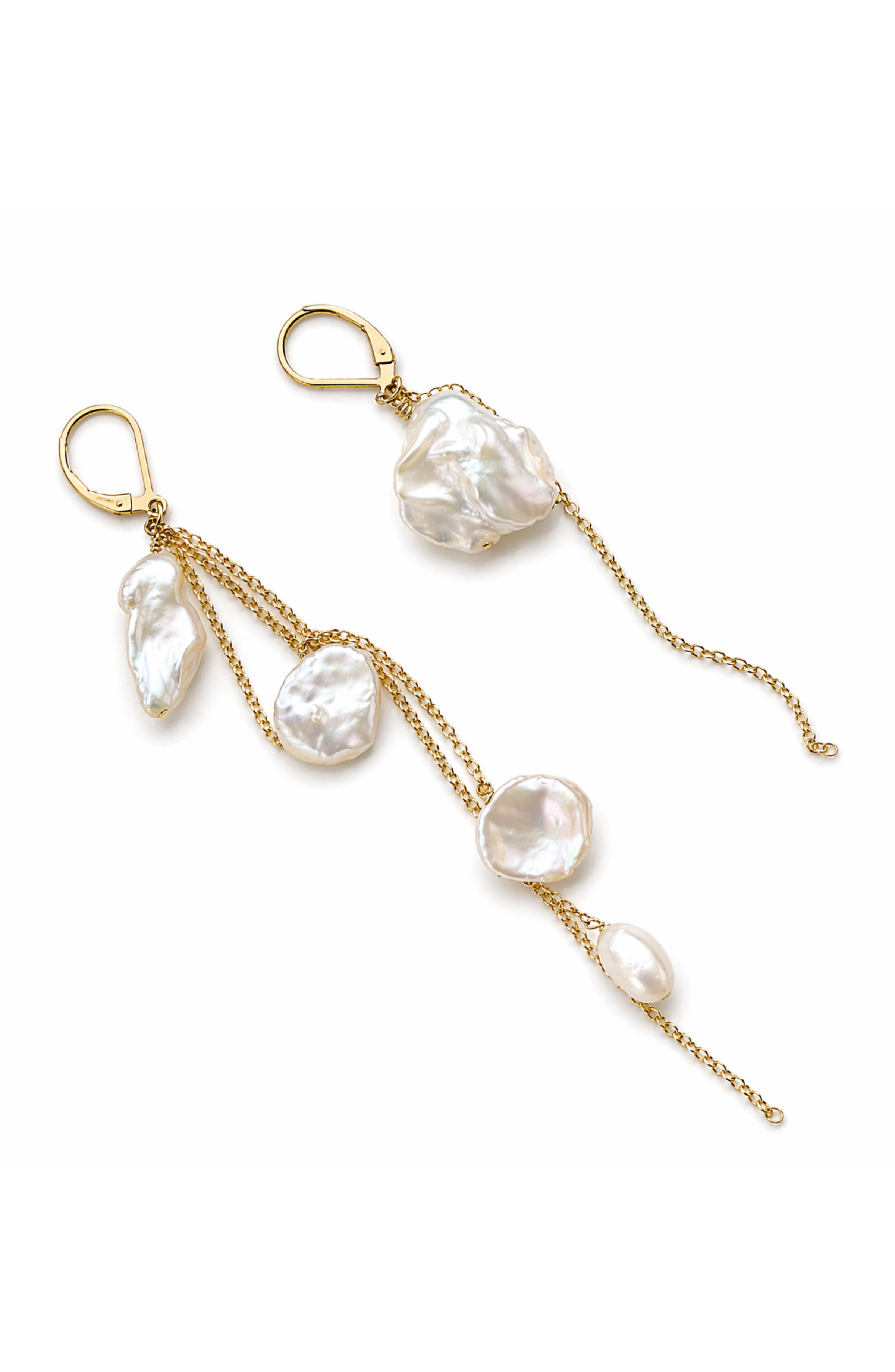Perses Pearl Earring Set