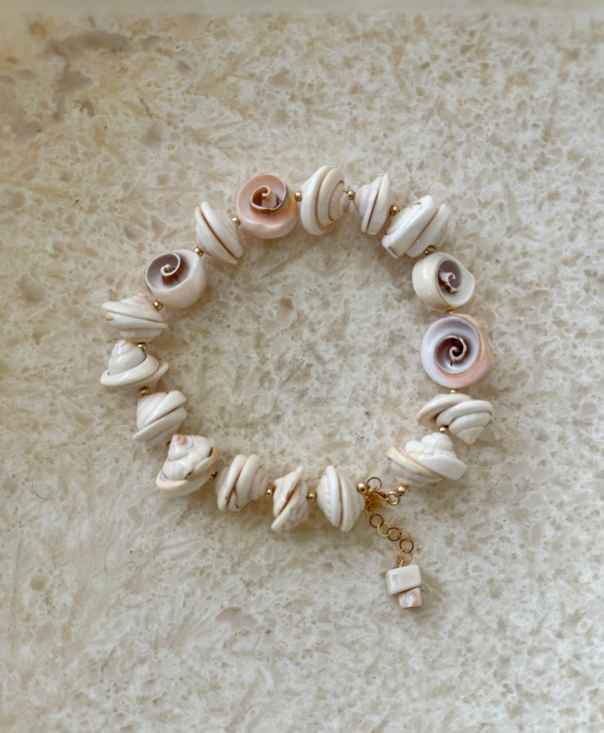 Peon shell Anklet