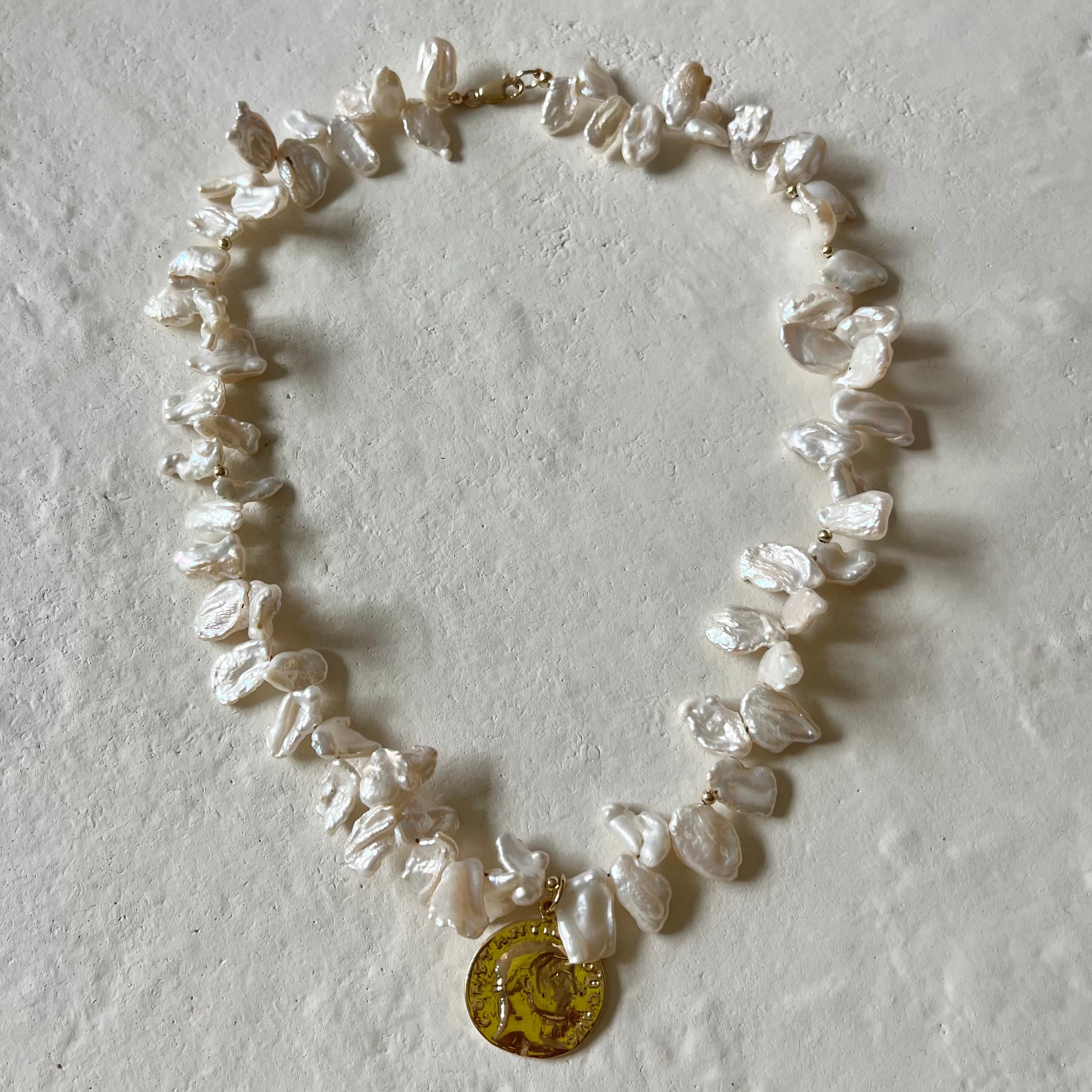 Pieza Pearl Gold Filled Coin Necklace
