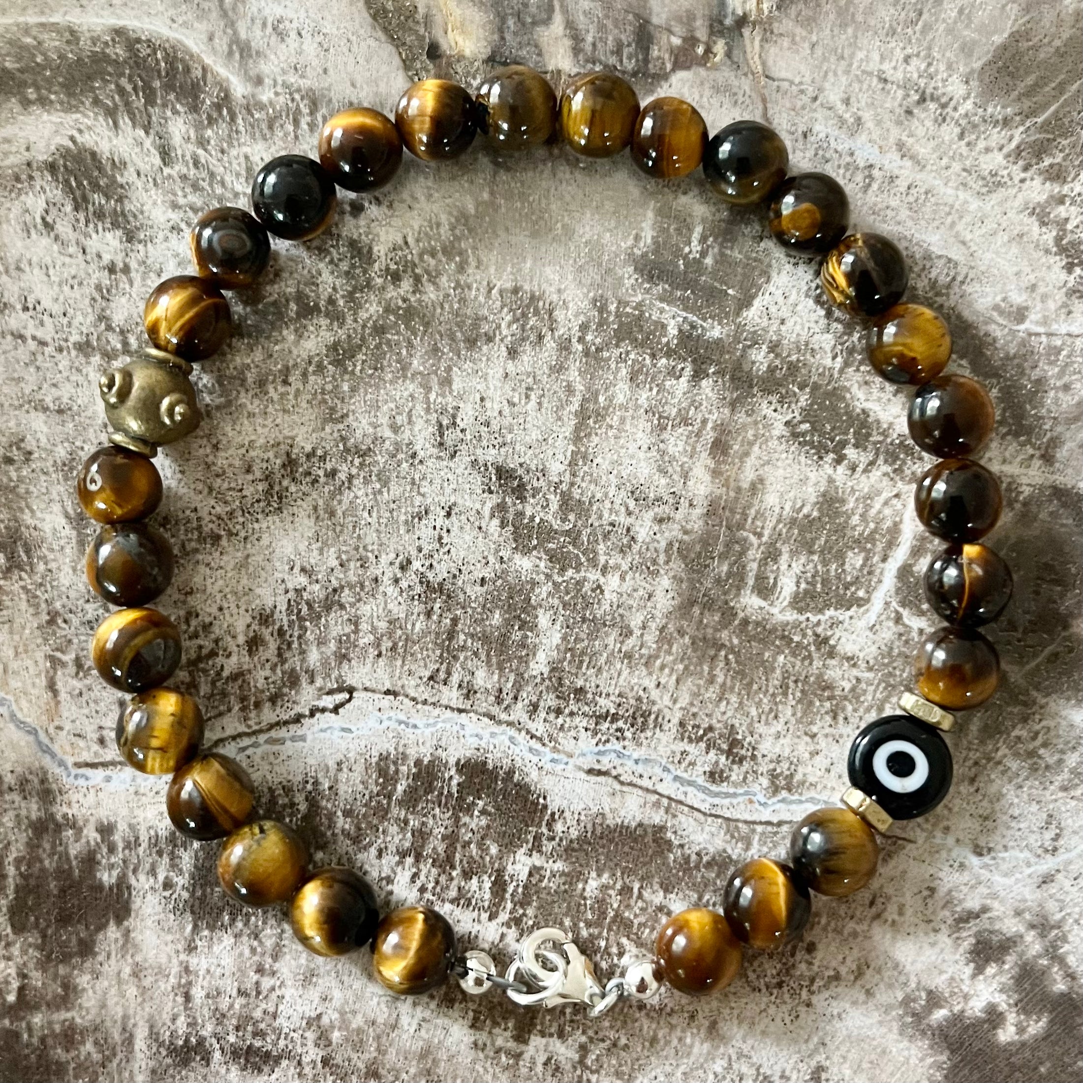 Ojo Negro Bracelet