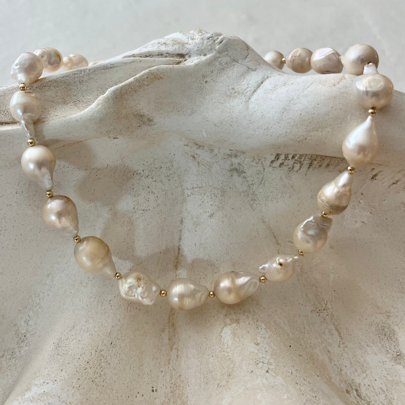 Perlita Necklace